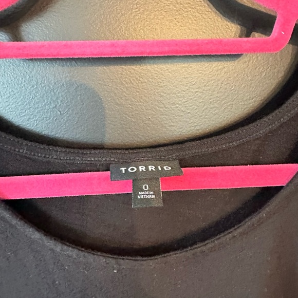 Torrid, size 0, Babydoll shirt. - Picture 2 of 2
